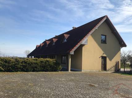 Inwestycja blisko morza, dom prywatny, apartamenty