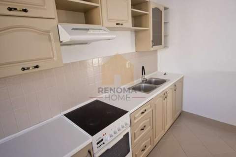 3 pokoje 58 m balkon Jawor