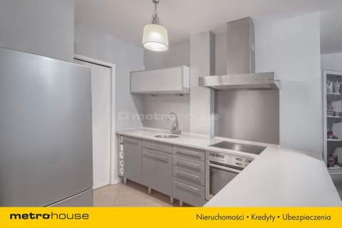 2 pokoje z garażem 43,5 m2 basen Józefosław