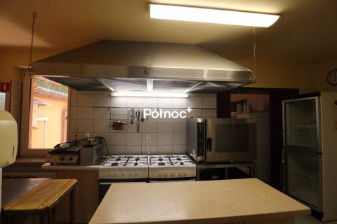 Kompleks restauracyjny z salą imprez