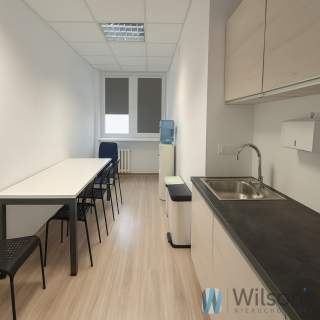 Średnie biuro na woli lokal 238m2 9 pokoi