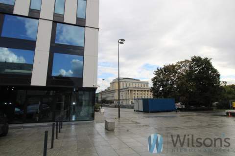 Lokal narożny z witrynami w samym sercu Wrocławia