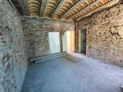 Ponad 300m2 po częściowym remoncie, do negocjacji
