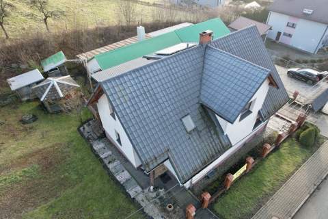 Przestronny dom wolnostojący z garażem, 500 m