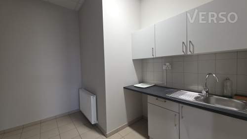 Produkcja/magazyn 3915 mkw. Biuro 450 mkw.