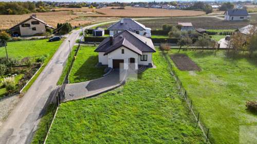 Nowoczesny dom parterowy garaż 12 ar 899 tys