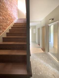 DOM 3 PIĘTRA - 230 M2 - DZIAŁKA 12 ARÓW - ZARZYCE