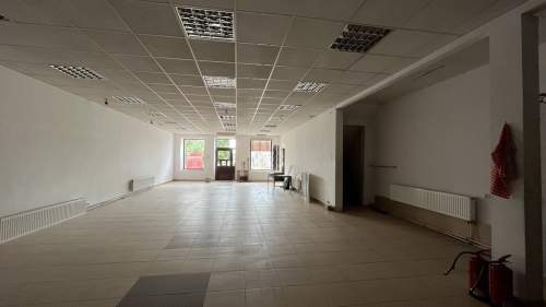 Lokal 370 m2 w centrum Zwolenia woj. mazowieckie.