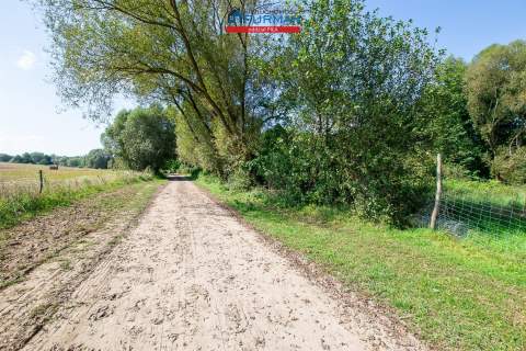 Działka w CYK gmina Szydłowo o pow. 1400 m2