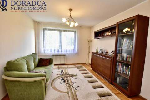 Ładny gotowy dom wraz z piekną dziąłką