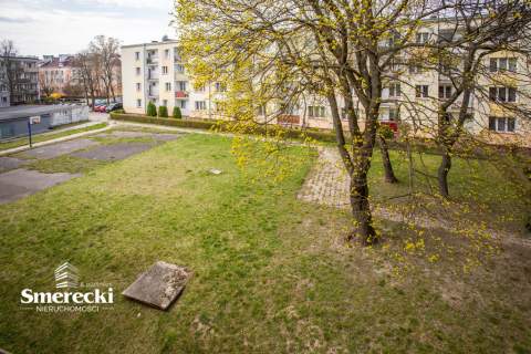 Widne mieszkanie z dużym balkonem