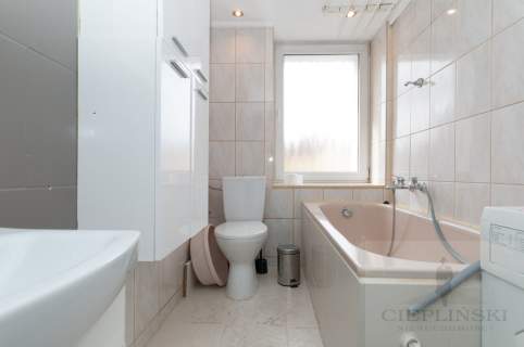 Mieszkanie na sprzedaż 4 pokoje 73m2 taras