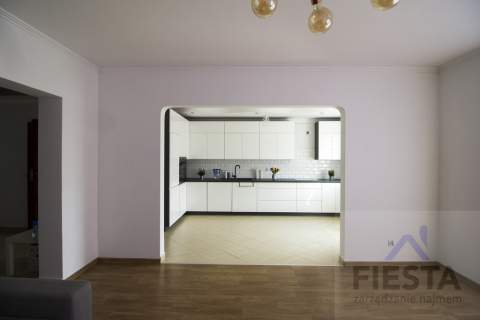 3-pokoje,balkon i miejsce postojowe Rzeczycka