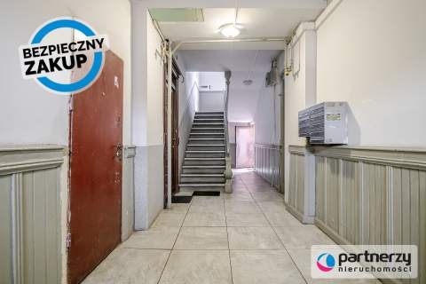 Działający, 11-pokojowy hostel w centrum miasta 