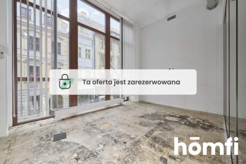 Na wynajem lokal 185 m2 z witrynami Rynek 1 piętro