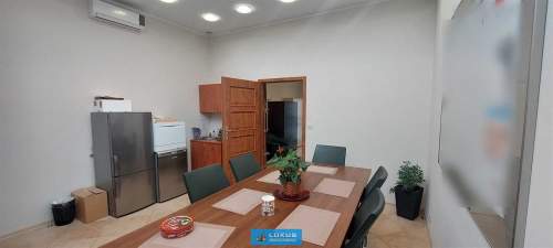 Lokal handlowo-usługowo-biurowy parter parking