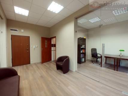 Biuro 48m2, wysoki standard - Podzamcze