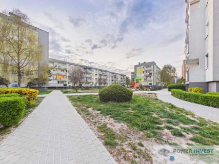 3 pokoje 55,8 m balkon garaż