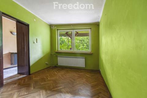 Dom do remontu na dużej działce w Grotnikach