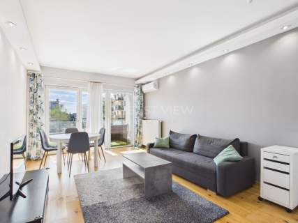 Balkon 11 m2 Dwustronne Ciche
