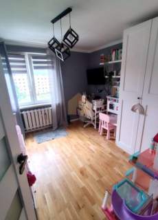 2 pokoje/ balkon/ lasek/ piwnica/ parking