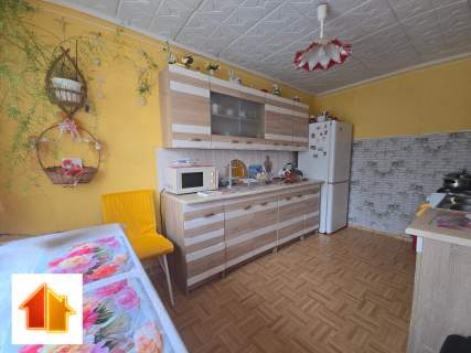 Zadbany domek w cichej okolicy