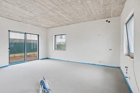 Bliźniak z pompą ciepła na działce 332m2