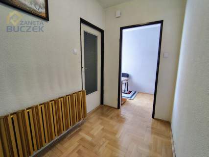 Duży dom z potencjałem na sprzedaż