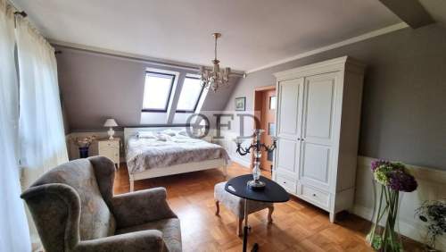 Rezydencja 300 m2 z basenem dz. 3000 m2 Smolec