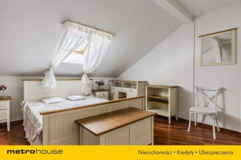 Elegancki Dom Wolnostojący Komfort, Styl