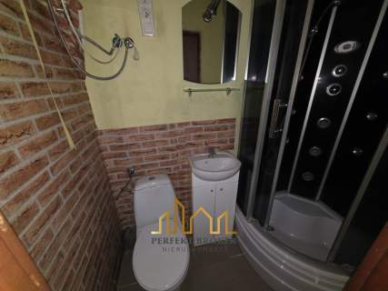 Inwestycyjnie Kamienica z 4 lokalami 35m