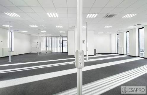 Twoje nowe biuro przy Zana   201m pełnej niezależ