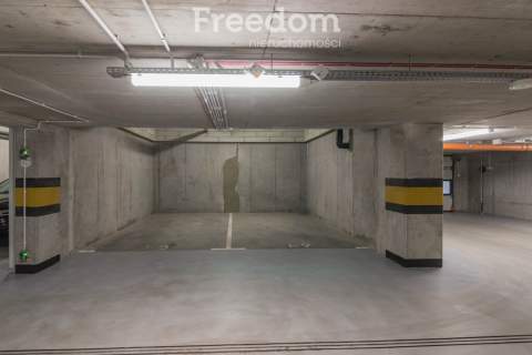4 pokojowy, dwupoziomowy apartament, 84 m2