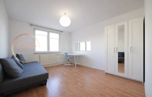 Po remoncie 2 pokoje Blok cegła,loggia,parking