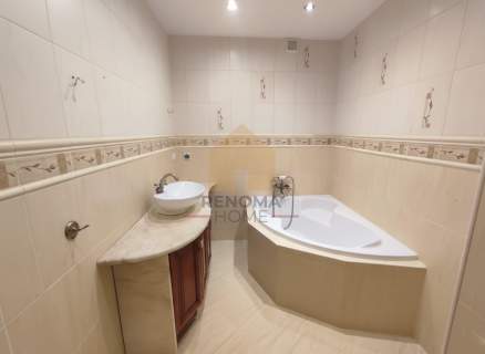 3 POKOJE 82m2 CENTRUM NISKI CZYNSZ