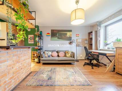 KLIMATYCZNE, ZADBANE 2-POKOJOWE Z BALKONEM