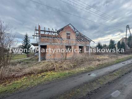 Dom wolnostojący koło Ścinawy, 6 ar działka