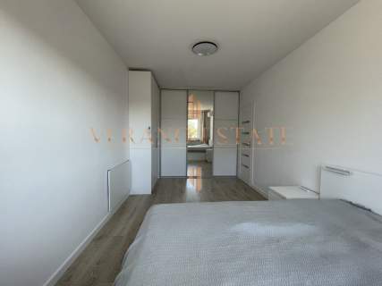 3 Pokoje Balkon Garaż Piwnica Dwustronne