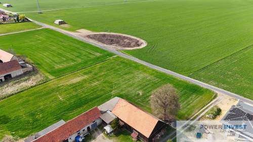 1500 m z WZ, prąd na działce, szeroki front 50 m