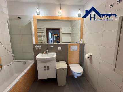 2 pokoje Balkon Garaż Komórka