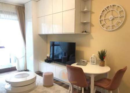 Apartament 2-pokoje, klimatyzacja, garaż i balkon