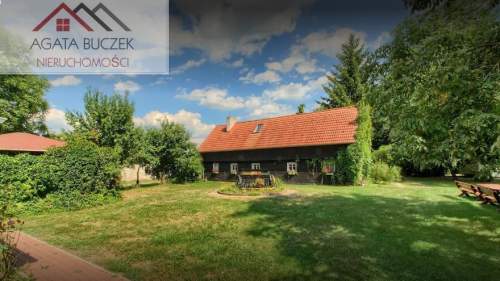 Pensjonat, okolica - las, jezioro