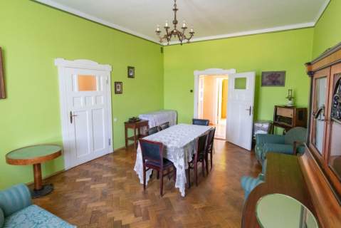 Stylowy apartament w centrum miasta o pow. 136m2