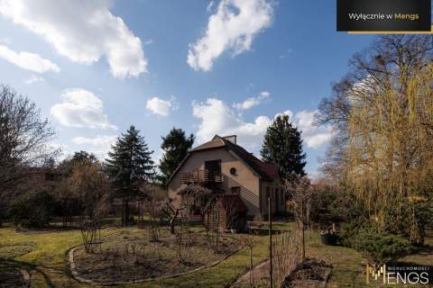 WILLA ZGODA - działka 2100m2 z rodzinnym Domem