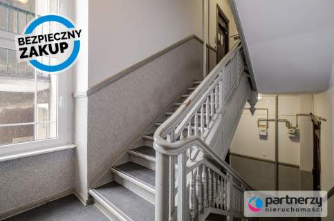 Działający, 11-pokojowy hostel w centrum miasta 