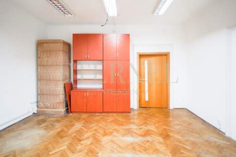 Lokal użytkowy 110m2 ul. Krowoderska centrum