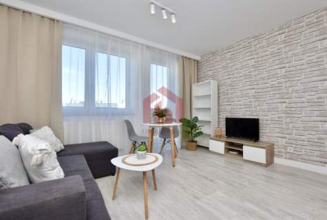 2-pokoje w cenie miejsce w garażu/ul. Kolbego