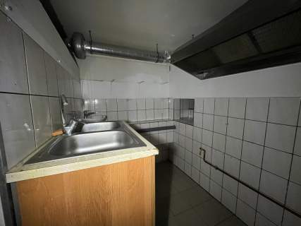 Lokal 75 m2 wynajem ul. Kołłątaja w Puławach.