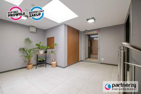Apartament w Śródmieściu, 3 pokoje z m. postojowym