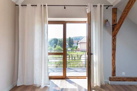 DOM 3 PIĘTRA - 230 M2 - DZIAŁKA 12 ARÓW - ZARZYCE